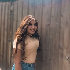 BELLAMI
HAIR EXTENSIONS
22 INCHES / 220 GRAMS